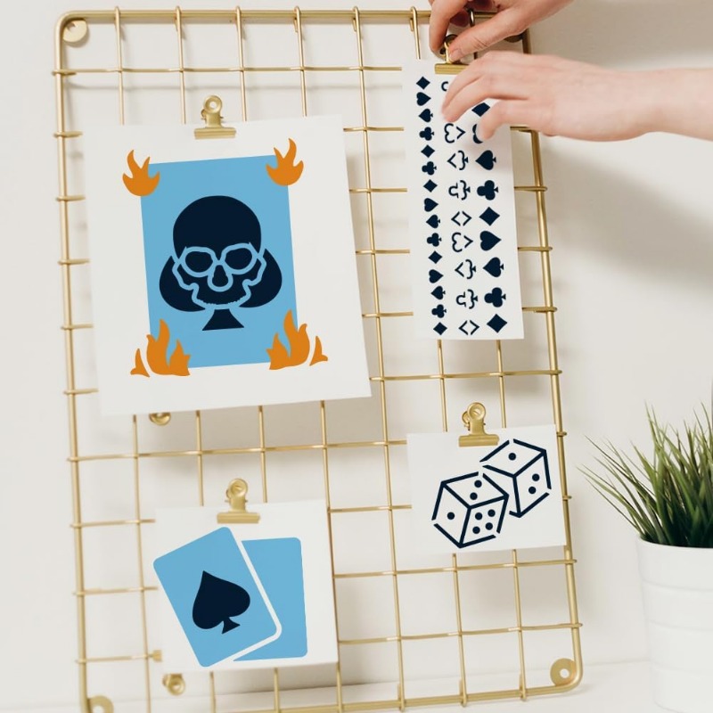 写真、カード、ハートスペード、クラブダイヤモンドパターンのた - Board Game Template のレビューと価格